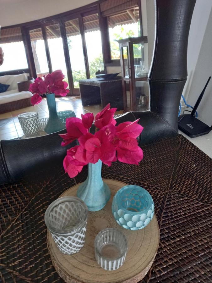 Luxury Suites Vila Indonésia Garopaba Esterno foto