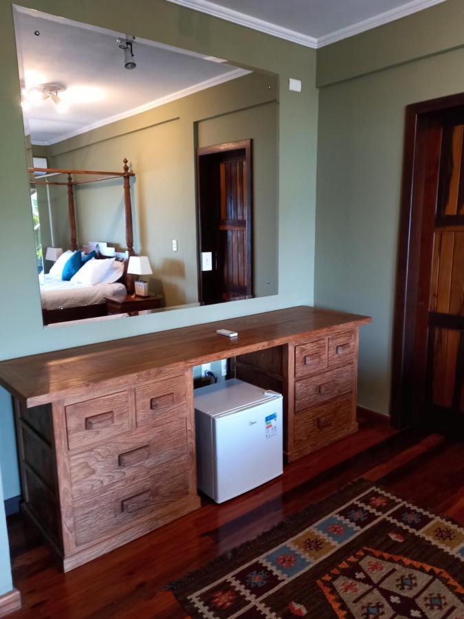 Luxury Suites Vila Indonésia Garopaba Esterno foto