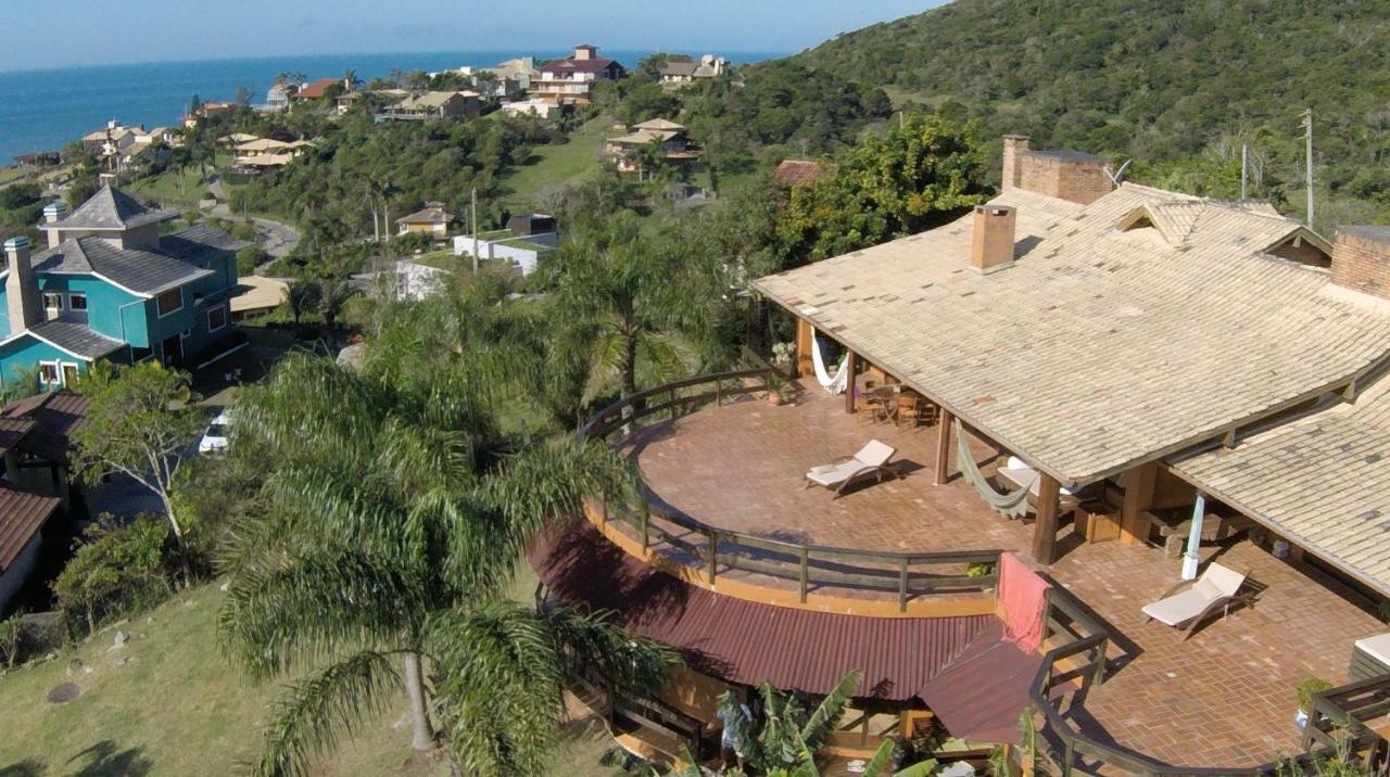 Luxury Suites Vila Indonésia Garopaba Esterno foto
