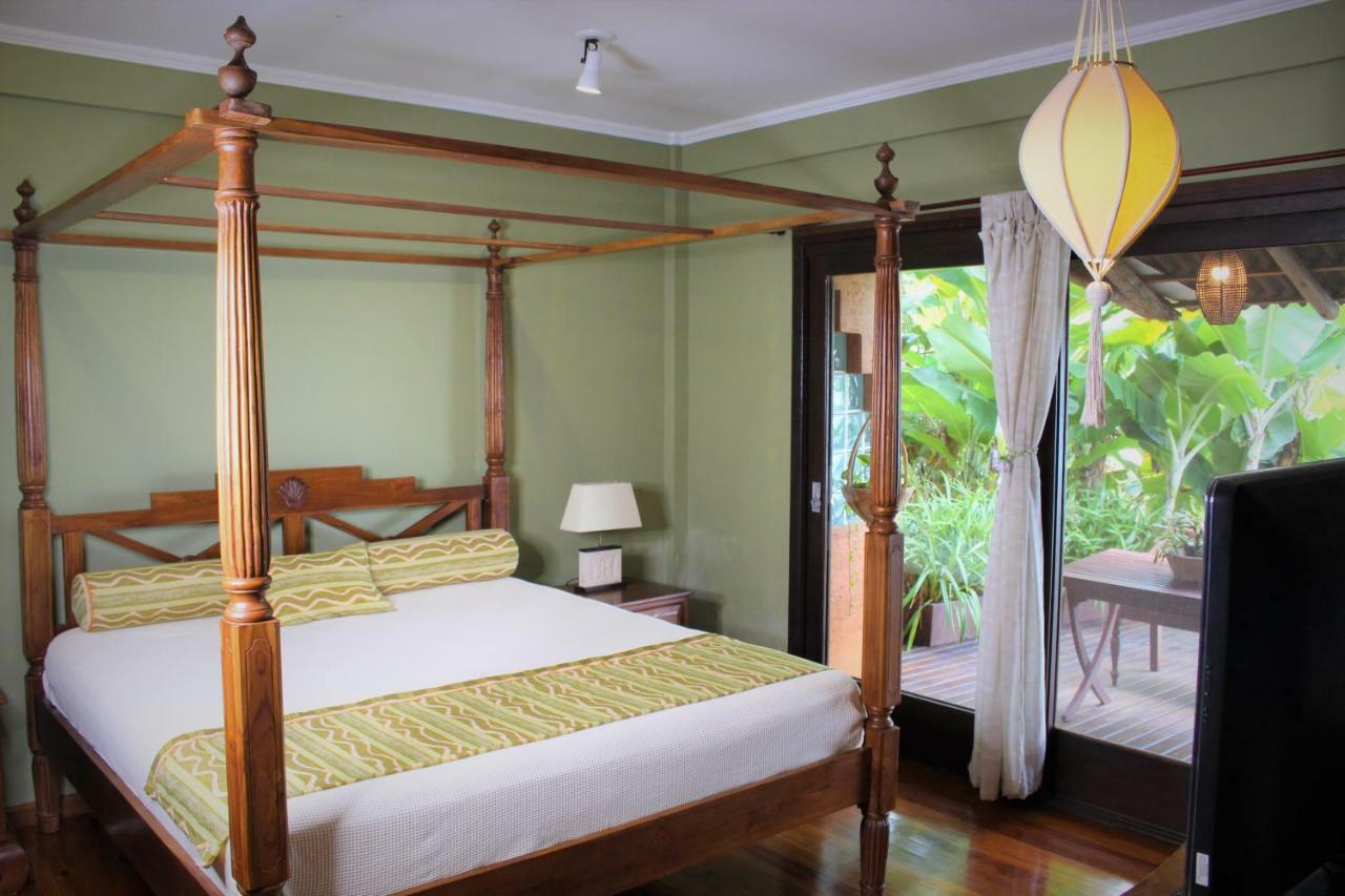 Luxury Suites Vila Indonésia Garopaba Esterno foto